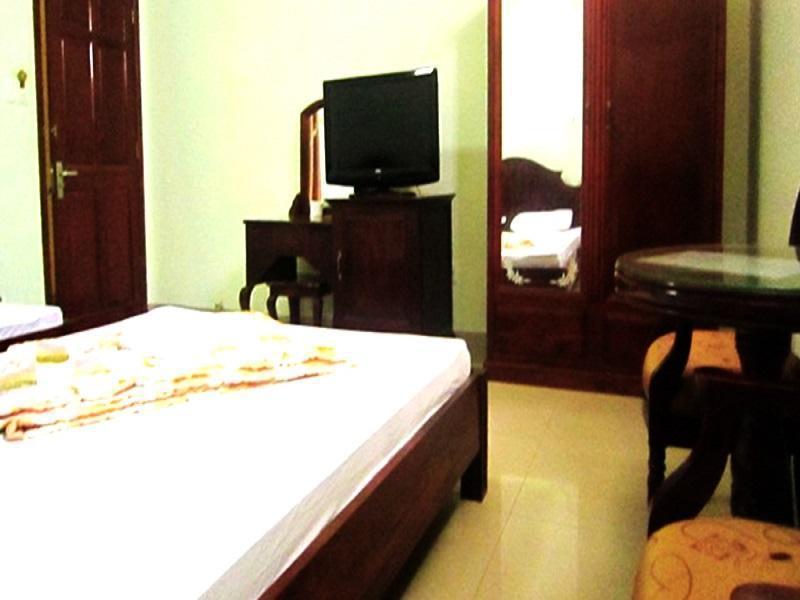 Hoang Tay 2 Hotel Хошимін Екстер'єр фото